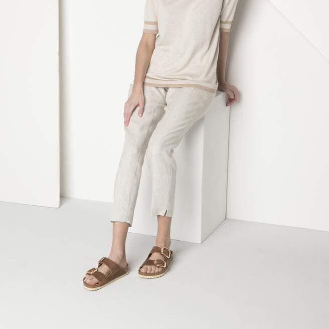 1011073_f_look_f-1.jpg