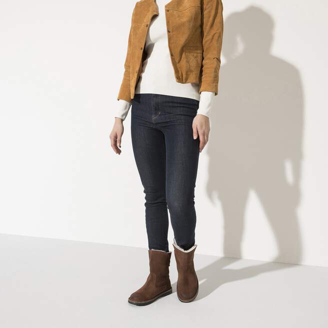 1021098_f_look_f-1.jpg