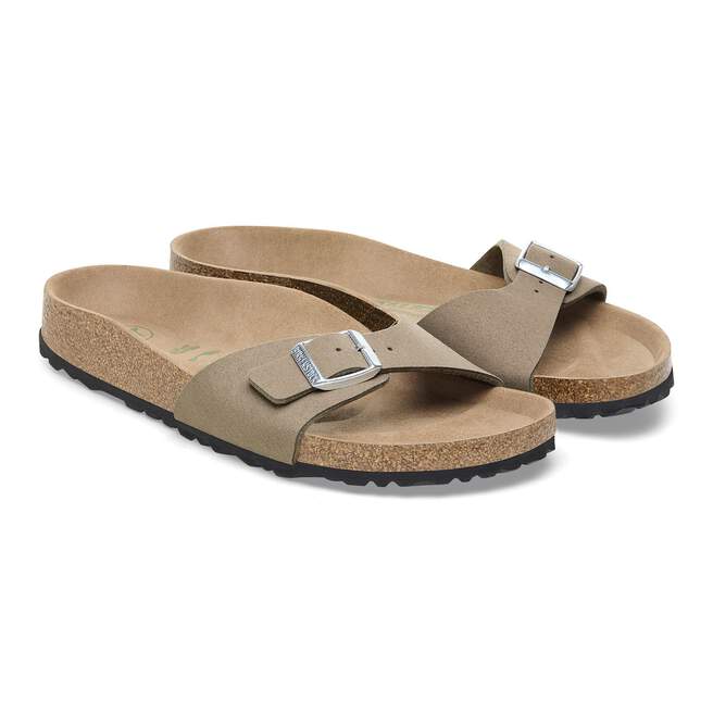 1026627_pair.jpg