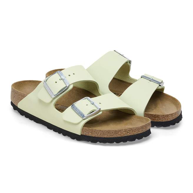 1026687_pair.jpg