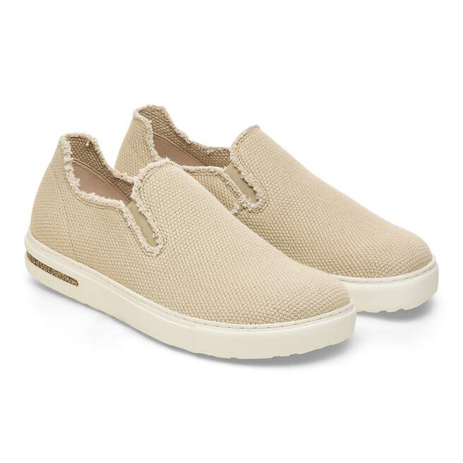 1027271_pair.jpg