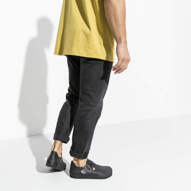 166541_f_look_m.jpg
